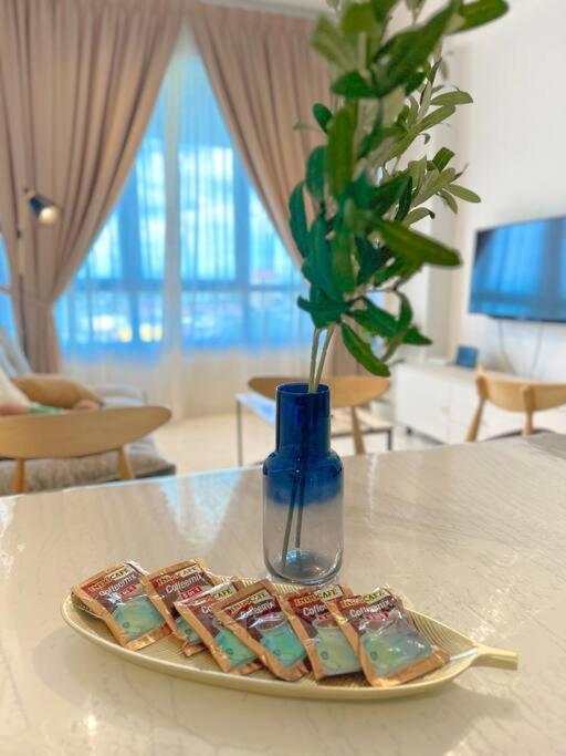 Netflix Two Bedroom Troika Kota Bharu Homestay 118 Εξωτερικό φωτογραφία