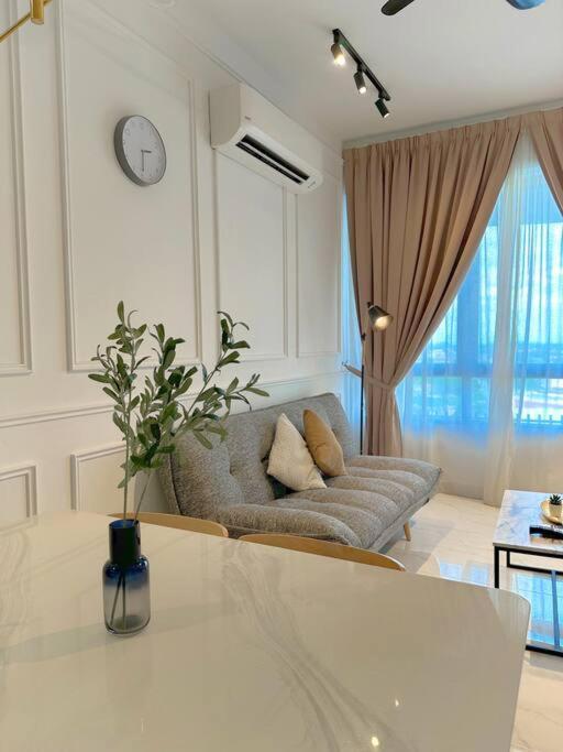 Netflix Two Bedroom Troika Kota Bharu Homestay 118 Εξωτερικό φωτογραφία